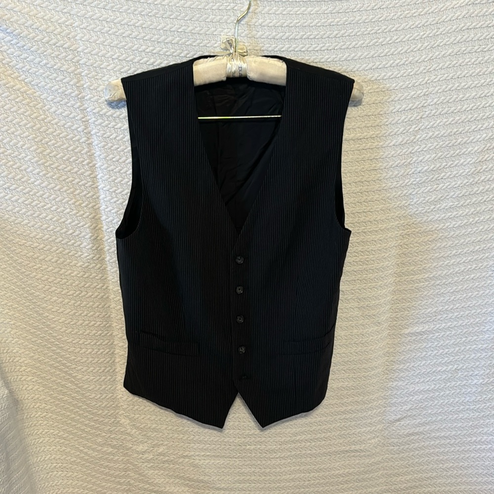 Made in Jordan hand made with ID number/stitching date men’s formal vest / prom
